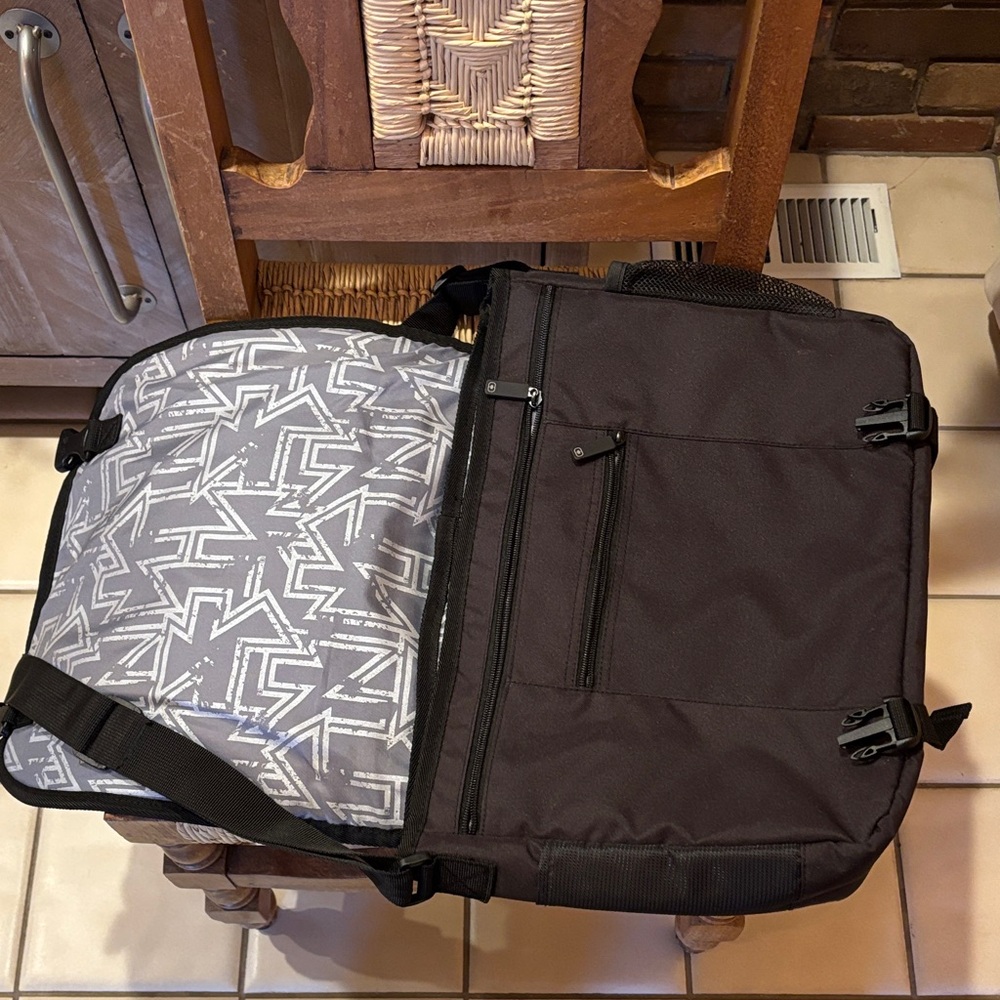 OGIO Black Computer Messenger Bag - Picture 7 of 8